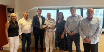 Ε.Α.Α.Λ.Σ. Συνάντηση του Διοικητικού Συμβουλίου της Ε.Α.Α.Λ.Σ. με τον Β’ Υπαρχηγό Λ.Σ.-ΕΛ.ΑΚΤ., Αντιναύαρχο Λ.Σ. κ. Δρακουλή Ευστράτιο.